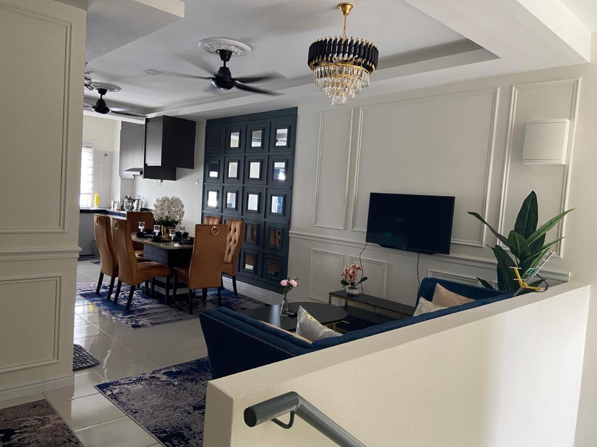 Cheerfull3 Bedroom Townhouse Terrace Kampung Dengkil Luaran gambar
